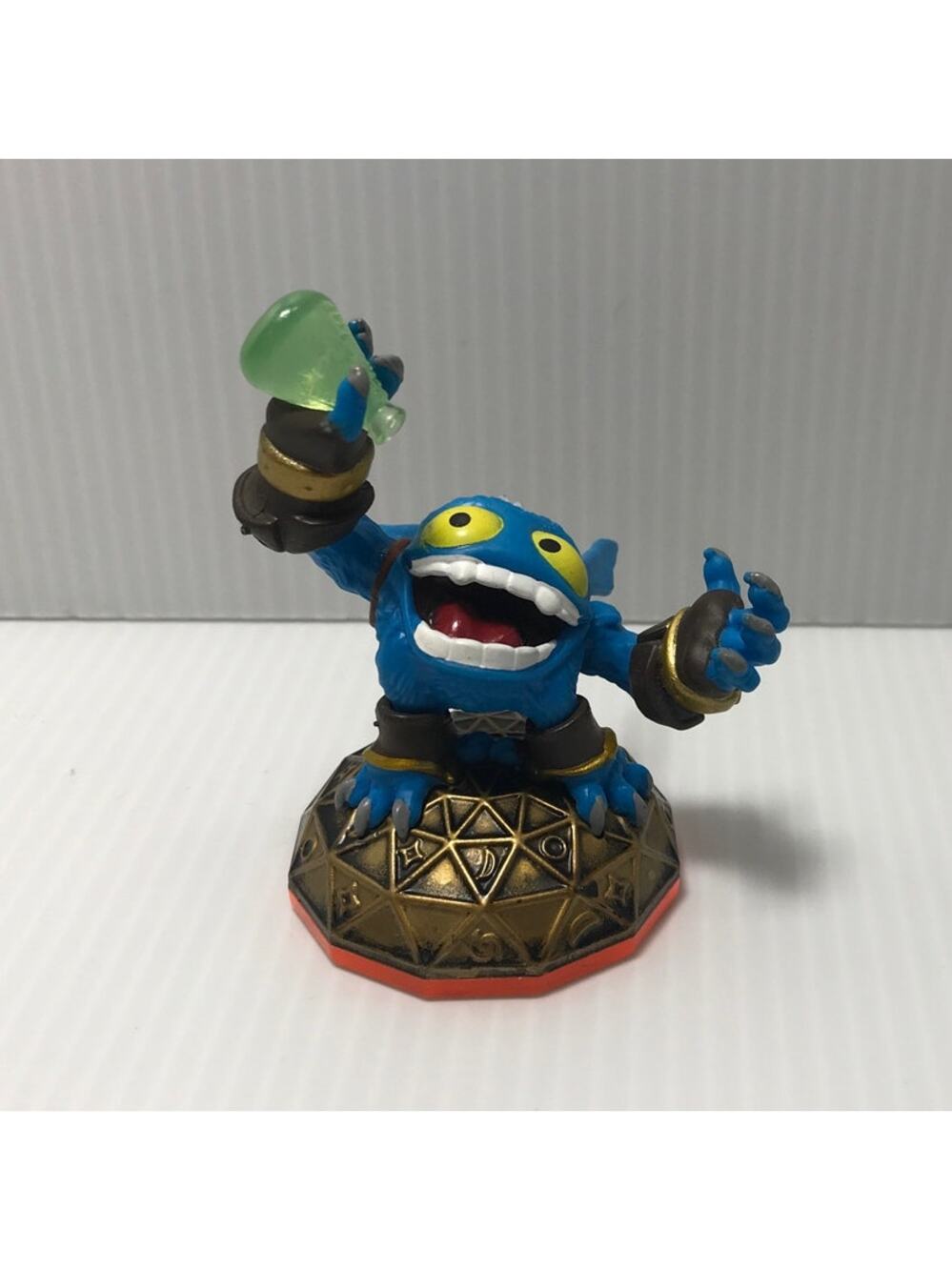 2012 Activision Skylanders Giants Pop Fizz